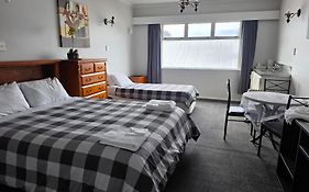 Hotel Motueka - Some Weekends May Have Loud Live Music Playing